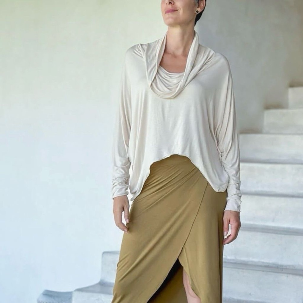 Caraucci Women's Dolman Cowl Top Blouse Cream One Size Layering